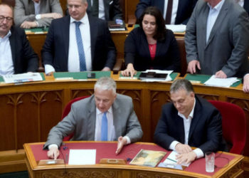 Hungría aprueba proyecto de ley que penaliza ayuda a los inmigrantes ilegales