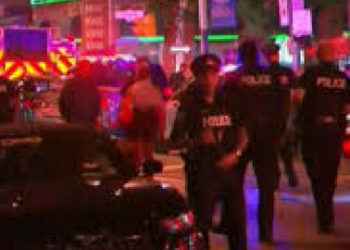 Un hombre en Toronto,   disparó a 14 personas y mató a uno de ellas