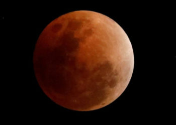 El eclipse lunar total más largo del siglo XXI tiene lugar hoy viernes 27 de julio