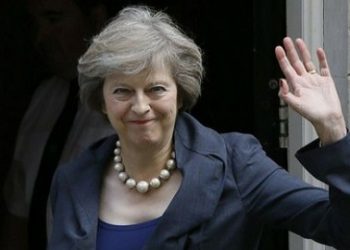 Theresa May gana el proyecto de ley Brexit clave tras compromiso con legisladores