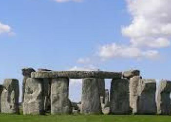 Restos humanos  encontrados en Stonehenge tienen orígenes distantes