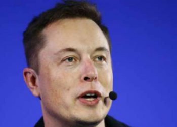 Elon Musk, Director general de Tesla, acordó renunciar como presidente del fabricante de automóviles eléctricos