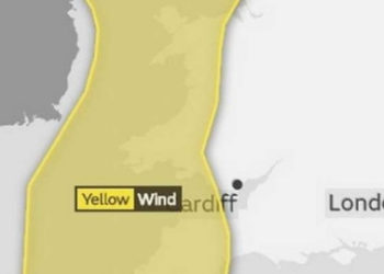 Se espera que la cola de un feroz huracán en el Atlántico llegue al Reino Unido e Irlanda