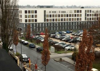 La policía registró salas judiciales en al menos seis ciudades de Alemania