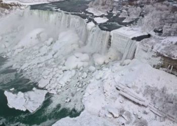 Vórtice polar  con  temperatura récords  de -30 ° F,  deja al menos 21 muertos
