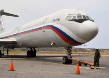 Viceministro de Venezuela  no descarta que más militares rusos puedan llegar a Venezuela