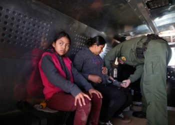 Guatemala evita la amenaza de sanciones de Trump con un nuevo acuerdo migratorio