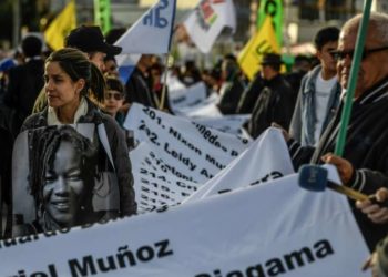 Miles protestan en  Colombia   por asesinatos de  activistas de derechos humanos