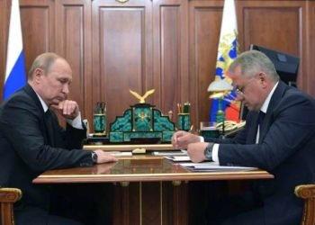 Presidente Putin  enfrenta críticas, luego de que 14 oficiales navales murieron en incendio