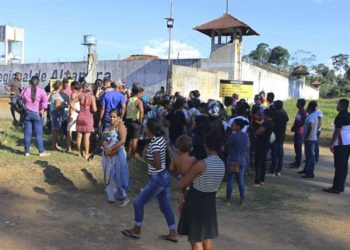 Al menos 52 personas murieron el lunes en un motín en una prisión en el noreste de Brasil
