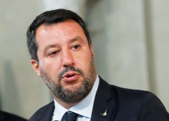 El ministro del Interior de Italia, Matteo Salvini, prohibió entrada de barco de rescate de migrantes operado por organización alemana