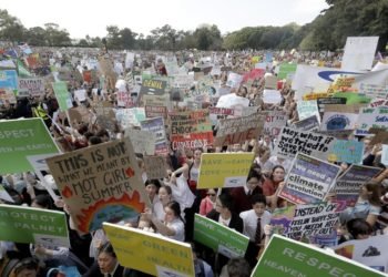 Las protestas climáticas mundiales comienzan en Australia antes de la cumbre de la ONU