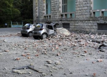Terremoto de magnitud 5.8 en Albania,  hirió a 105 personas y dañó cientos de hogares