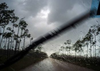 El huracán Dorian golpeó el norte de Bahamas como una catastrófica tormenta de categoría 5 el domingo