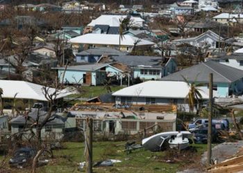 En Florida inscriben a estudiantes de las Bahamas que han sido desplazados tras el huracán Dorian