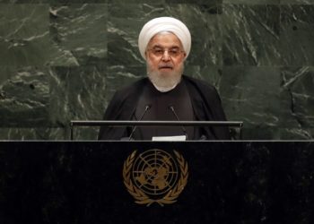 El presidente iraní, Hassan Rouhani, advierte que un “solo error” en su región podría “alimentar un gran incendio”