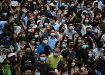 Hong Kong pronto prohibirá el uso de máscaras faciales en las protestas públicas
