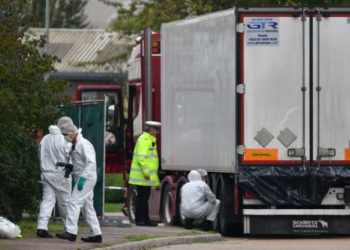 Se teme que  20 ciudadanos vietnamitas se encuentren entre las 39 personas encontradas muertas en un camión en Gran Bretaña