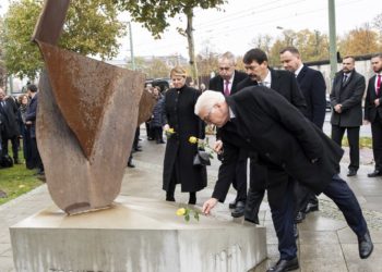 Alemania celebró el trigésimo aniversario el sábado de la apertura del Muro de Berlín
