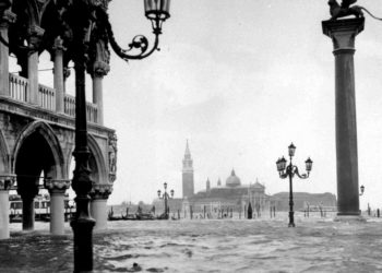Gobierno italiano se prepara para declarar  estado de emergencia en Venecia