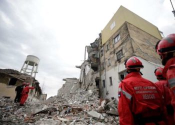 Terromoto de magnitud 6.4  que sacudió a Albania, deja  alrededor de 25  víctimas