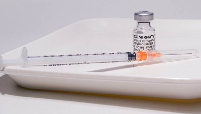 La vacuna COVID de Pfizer y BioNTech recibe la aprobación total de la FDA