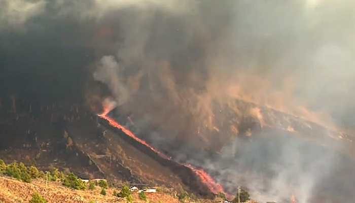 La erupción del volcán Cumbre Vieja en La Palma, Islas Canarias, se intensifica