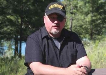 Líder de Oath Keepers sentenciado a 18 años por cargos de disturbios en el Capitolio