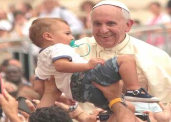 Papa Francisco: formar una familia en Italia se está convirtiendo en un “esfuerzo titánico”