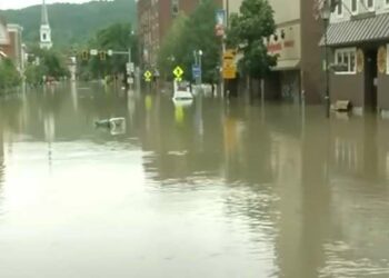 Vermont lucha contra las secuelas de las inundaciones