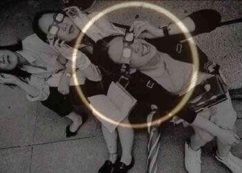 Eclipse solar anular: anillo de fuego celestial sobre América