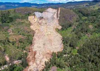 Miles de personas sepultadas por un deslizamiento de tierra en Papúa Nueva Guinea