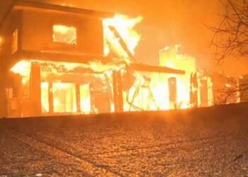 El sur de California envuelto en llamas: los incendios de Palisades, Eaton y Hurst provocan evacuaciones masivas