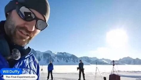 El sol de 24 horas en la Antártida: dentro del "experimento final" de la Tierra plana